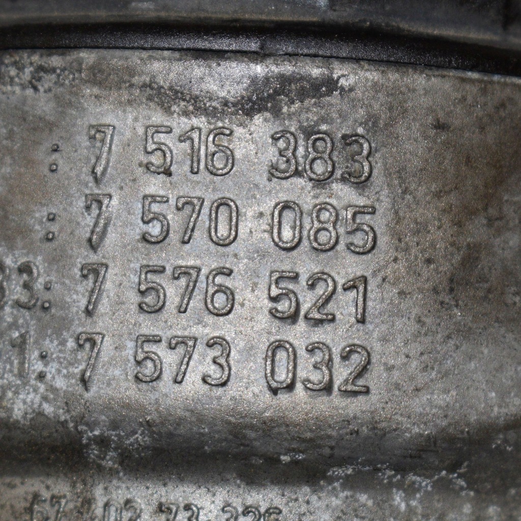 фото №7, Bmw 3 e90 e91 2010 гайка фільтра оливи