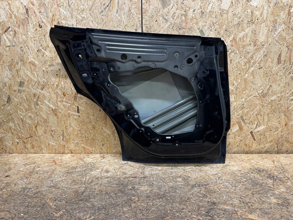 Tesla y дверь задняя левое 149359900 Цена