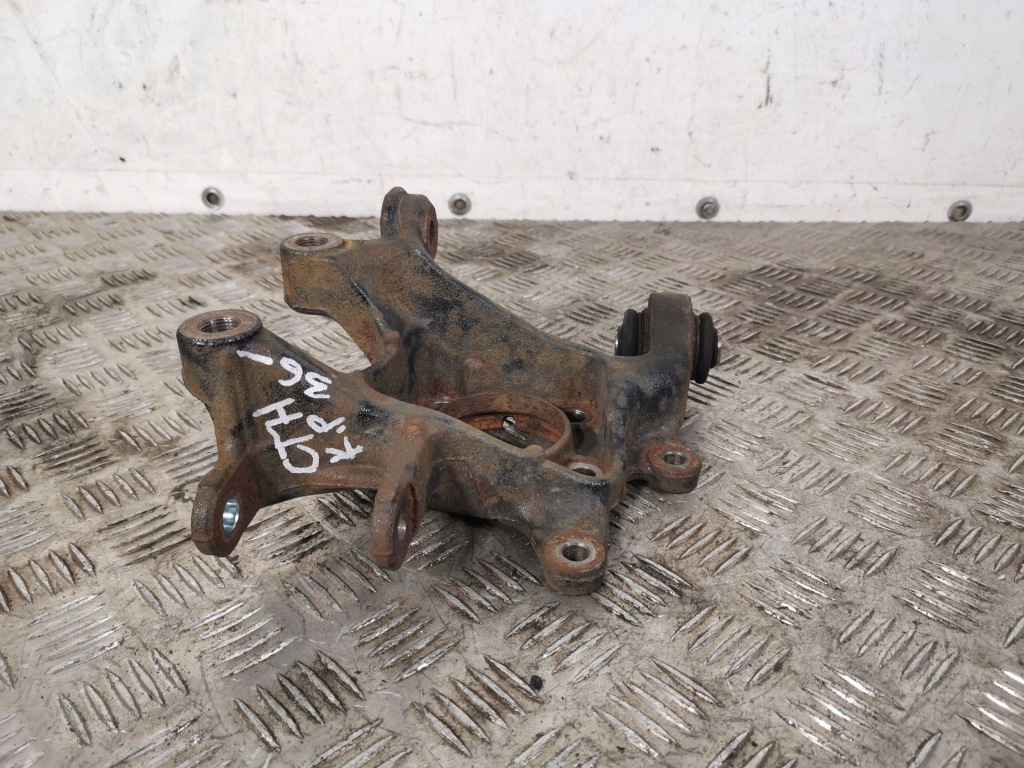 фото №1, 2015 lexus ct 200h ступица колеса заднего 598