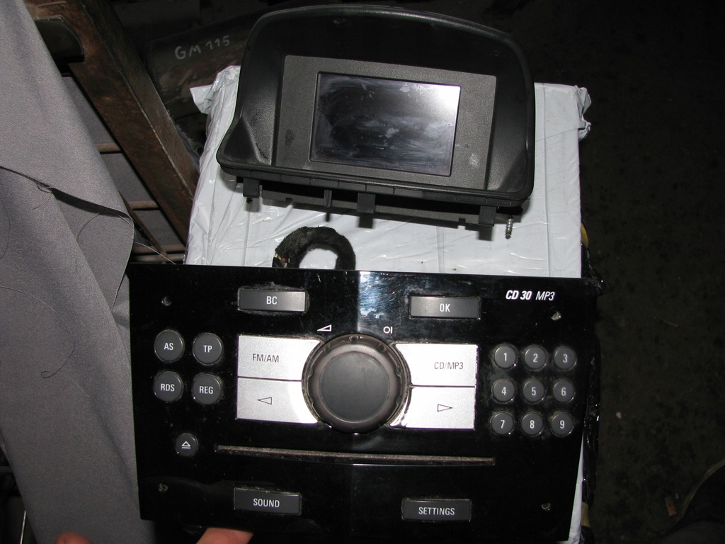 фото №1, Opel corsa d радіо радіопрогравач дисплей комплект 13265763 13257038