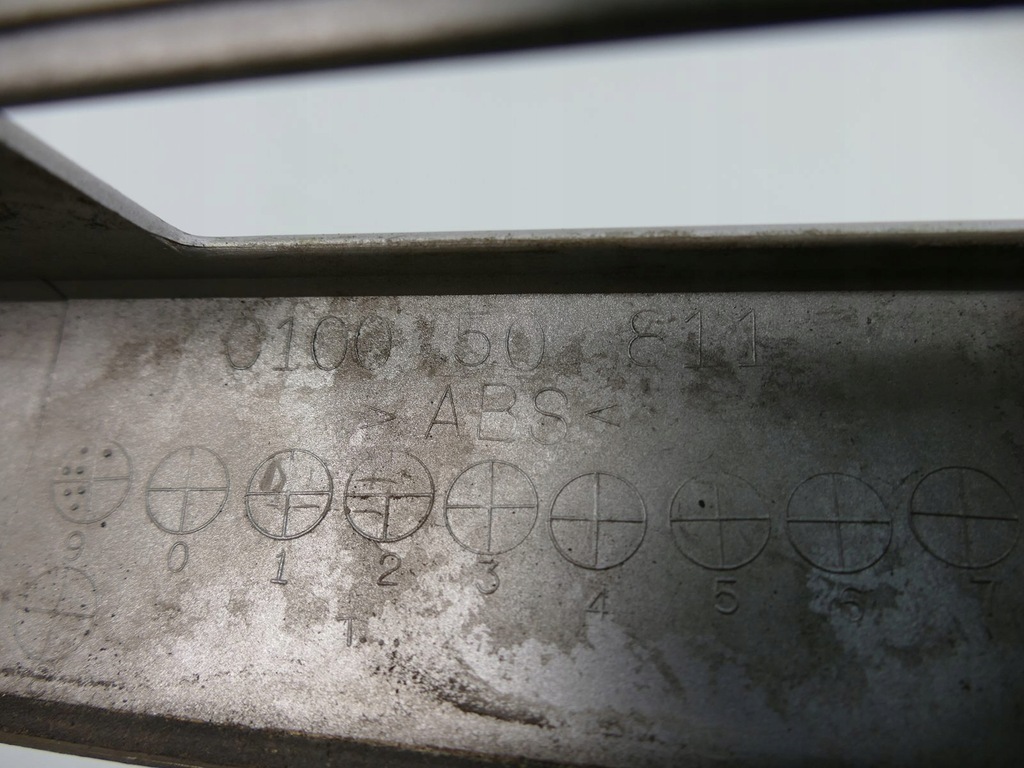 фото №9, Mazda premacy накладка кришки багажника 18g