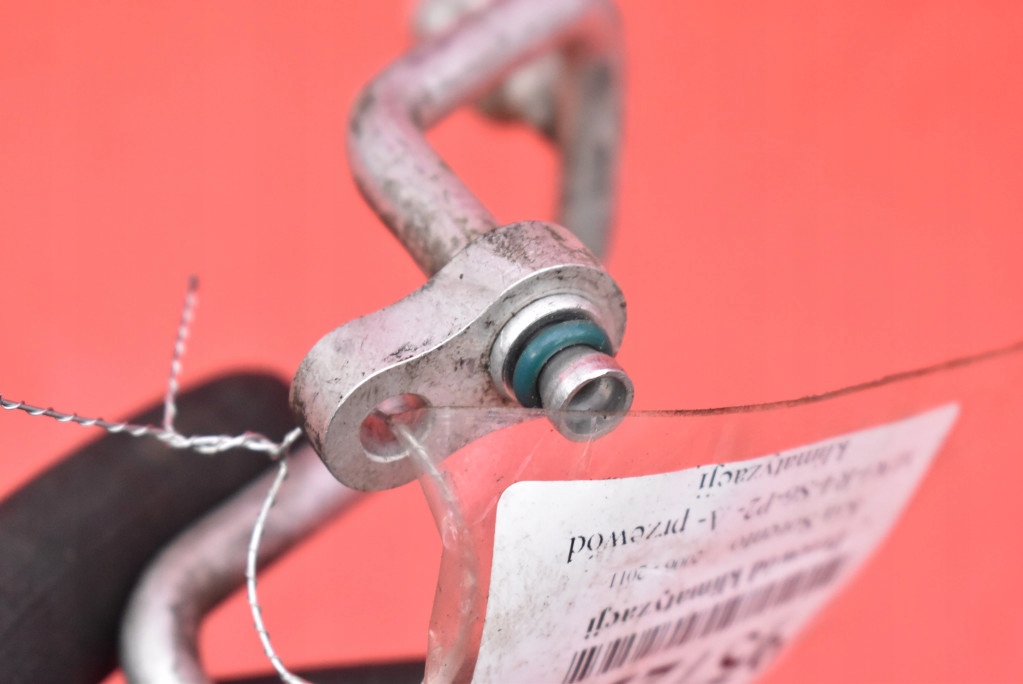 фото №7, Шланг трубка кондиционера kia sorento 1 i 2.5 crdi 170 km 06-11