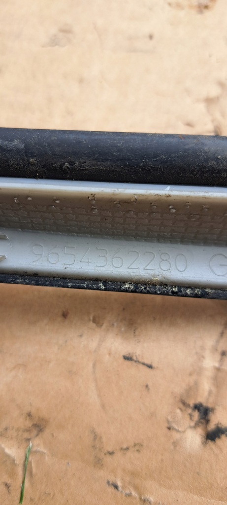 фото №5, Молдинг стекло лобовое левая peugeot 407 9654362280