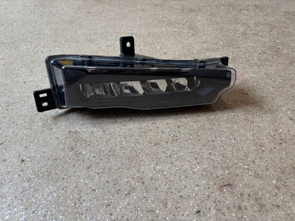 Лампа противотуманная передняя перед сторона правая bmw x3 g01 9492772 Недорого