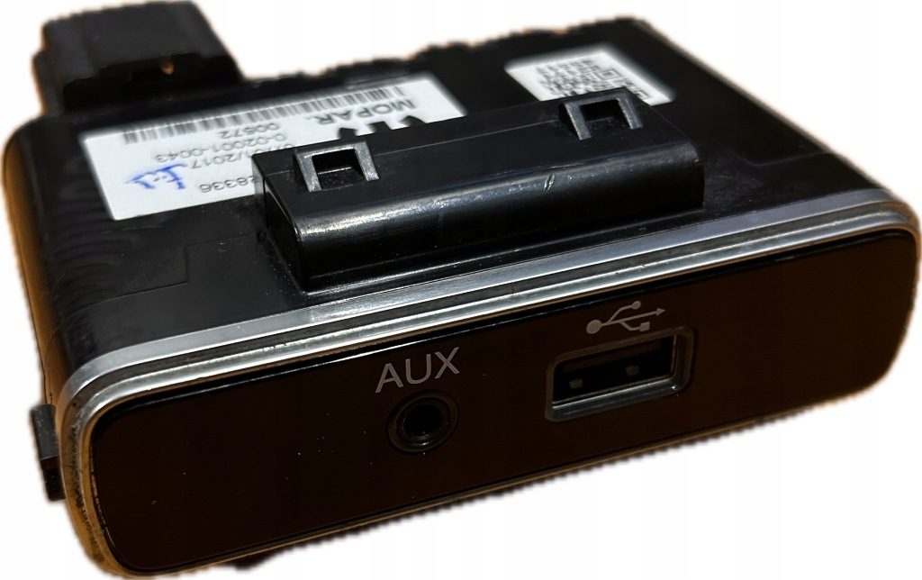 Купити Fiat 500 рестайлінг  роз'єм usb aux 735628336