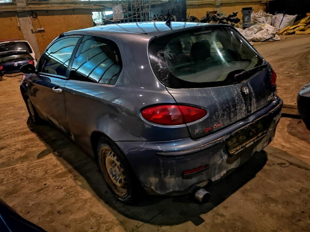 фото №8, Alfa-romeo 147 wąż водяний 2004 1.9l