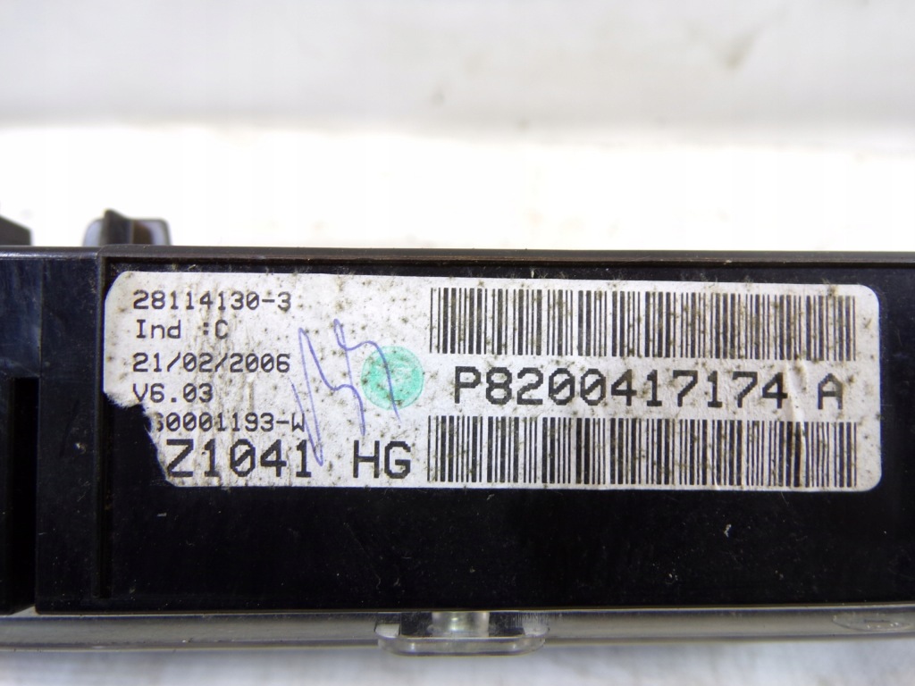 фото №7, Счетчик дисплей с навигация renault espace iv p8200417174a 1