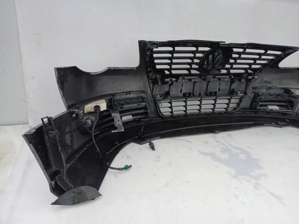 Бампер перед передний решётка  volkswagen passat b6 szary 3c0807221 Киев