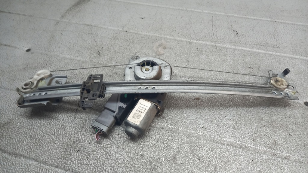 фото №4, Подъемник левый перед citroen c3 02r