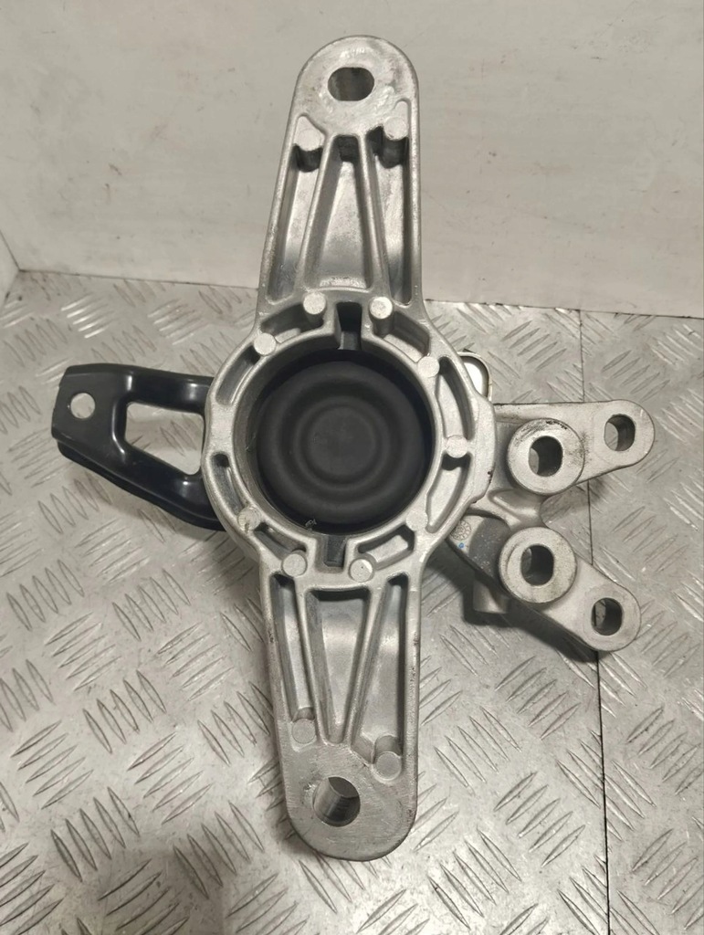 фото №6, Chrysler pacifica 2018 кронштейн / кронштейн коробки передач p68237966ad