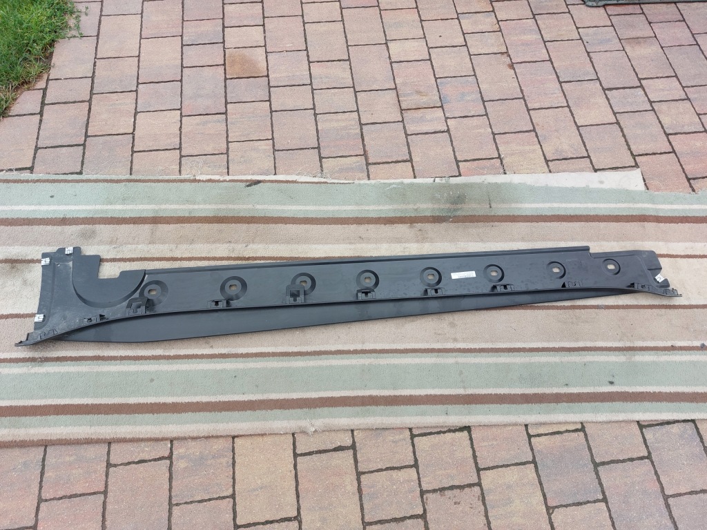 фото №1, Права молдинг поріг porsche 911 992 gt3 22r