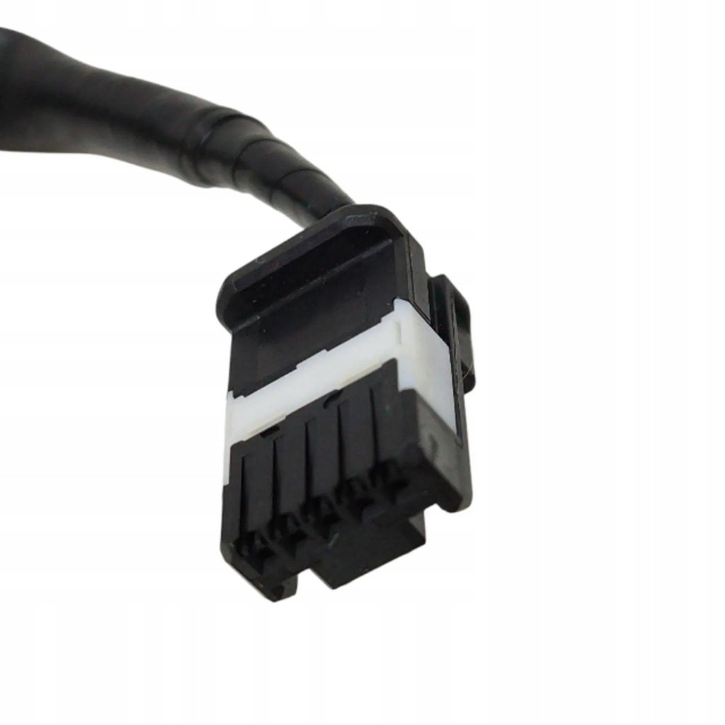 фото №7, Пряжка заднего lewego сиденья lexus is iii _e3_ 140611cr 2.49l 2015