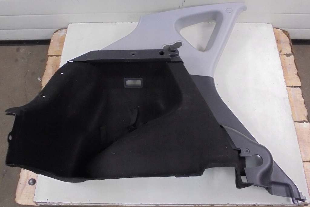 фото №1, Hyundai i30 i lift 11 r обшивка багажника правый задняя hb 5d