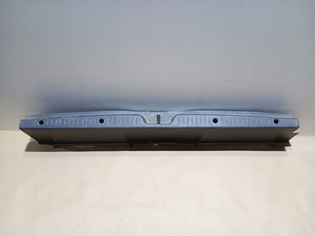 фото №1, Захист поперечина багажника поріг замка 8200217605 renault scenic ii