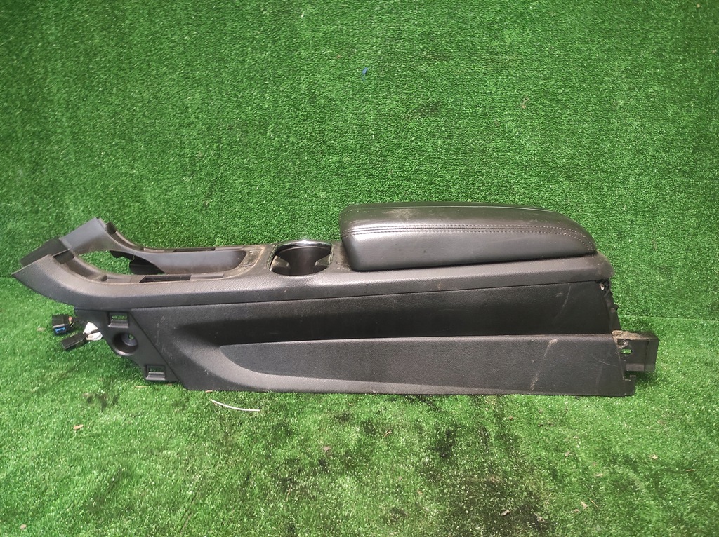 фото №1, Chevrolet volt туннель средний подлокотник