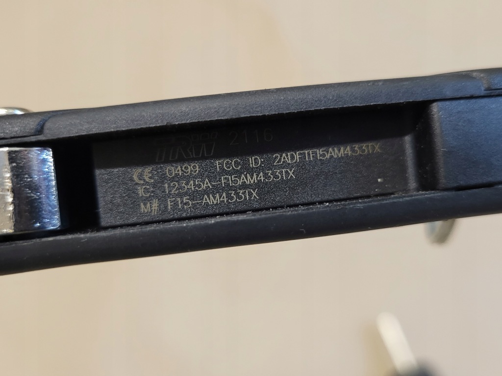 Набор 2x ключ pilot вкладыши замка замка зажигания jeep оригинальный номер Цена