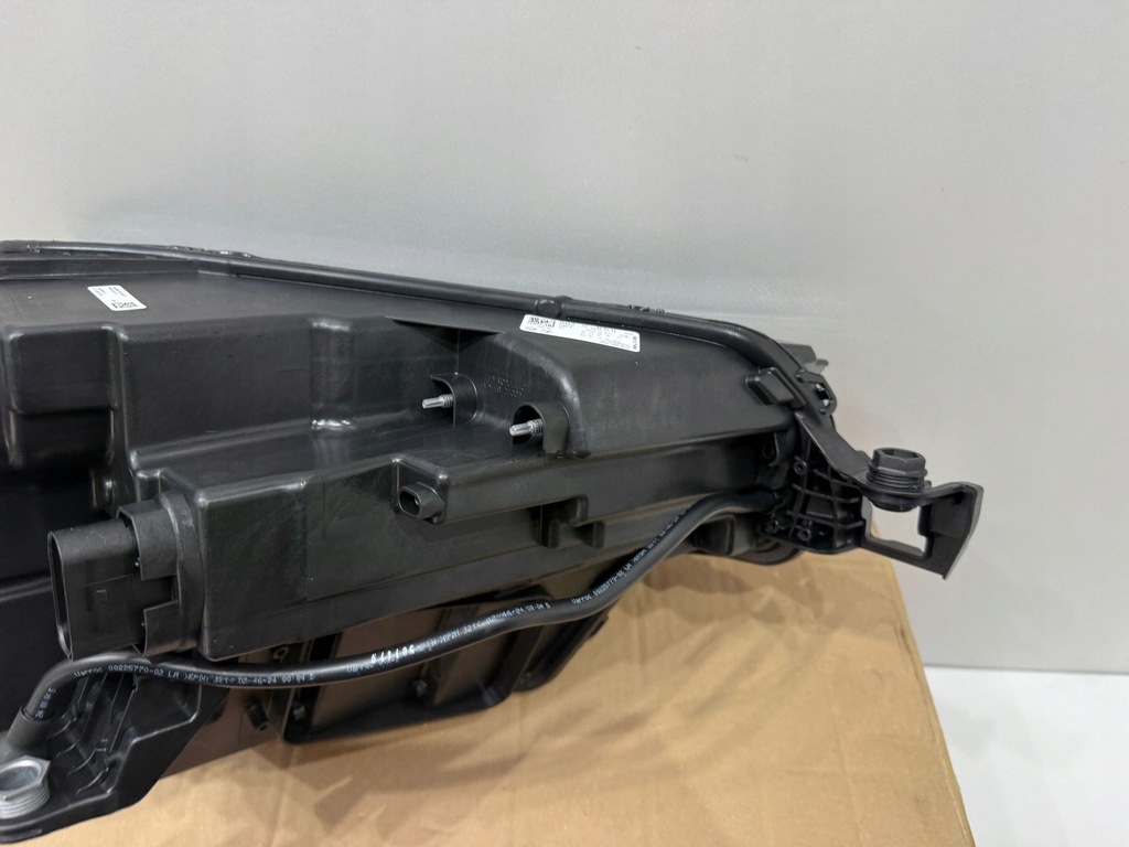 фото №10, Skoda karoq lift 57b лампа левая перед передняя nowa oryg 57b941009