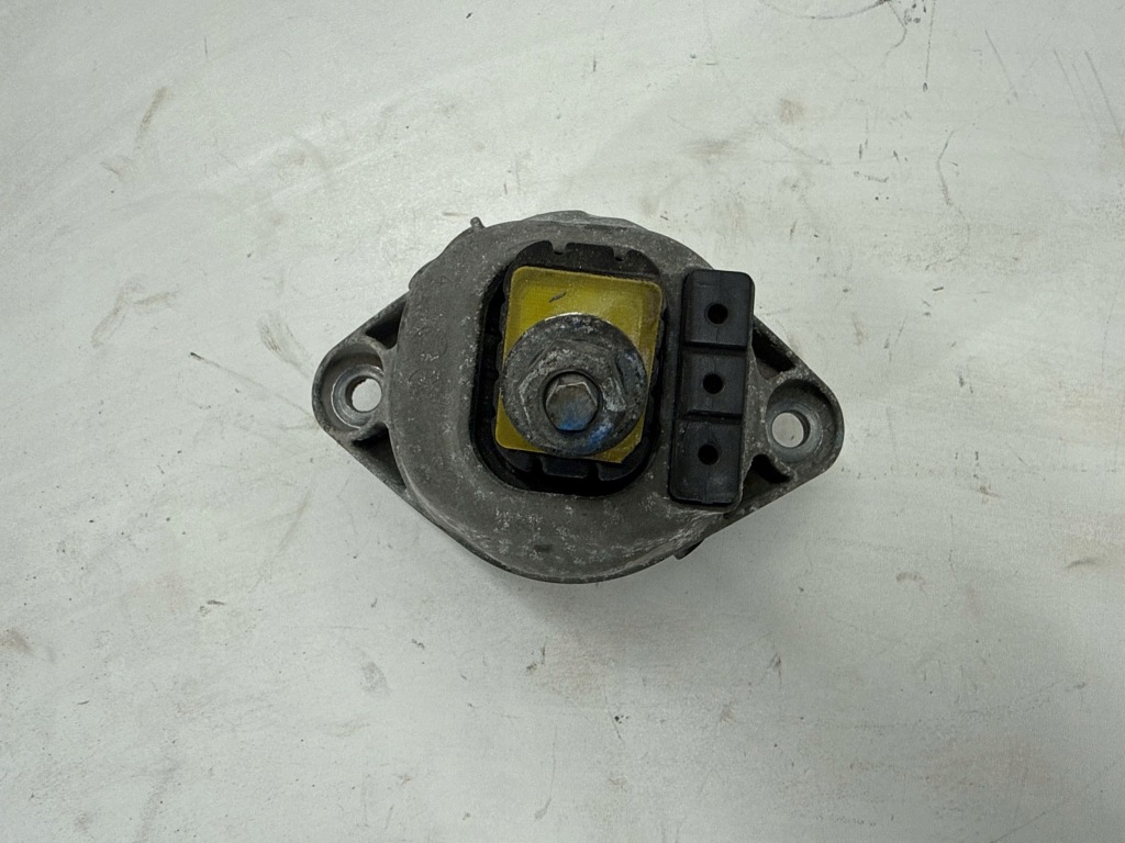 фото №1, Подушка двигателя правая chevrolet camaro 3.6 v6 2016-2020