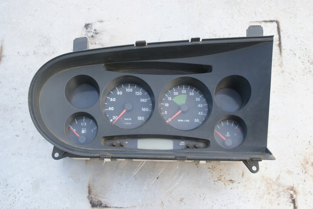 фото №1, Счетчик приборная панель iveco daily 504109084