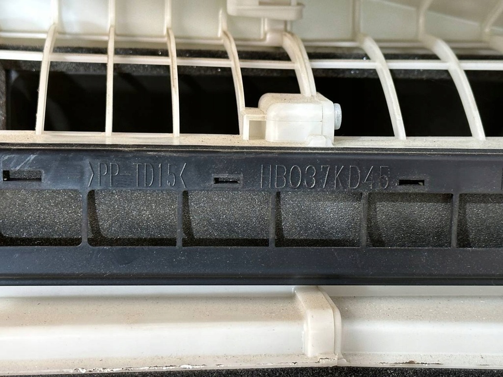 фото №11, Komponenty радіатора mazda 3 bm bjs7-61-130f