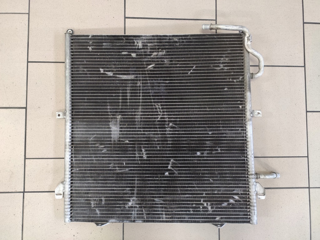 фото №1, Mercedes g-klasa радиатор w463 a4635004300