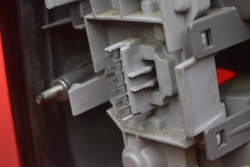 фото №6, Лампа правая задняя задняя 9185946 opel vectra c gts hb 02-05