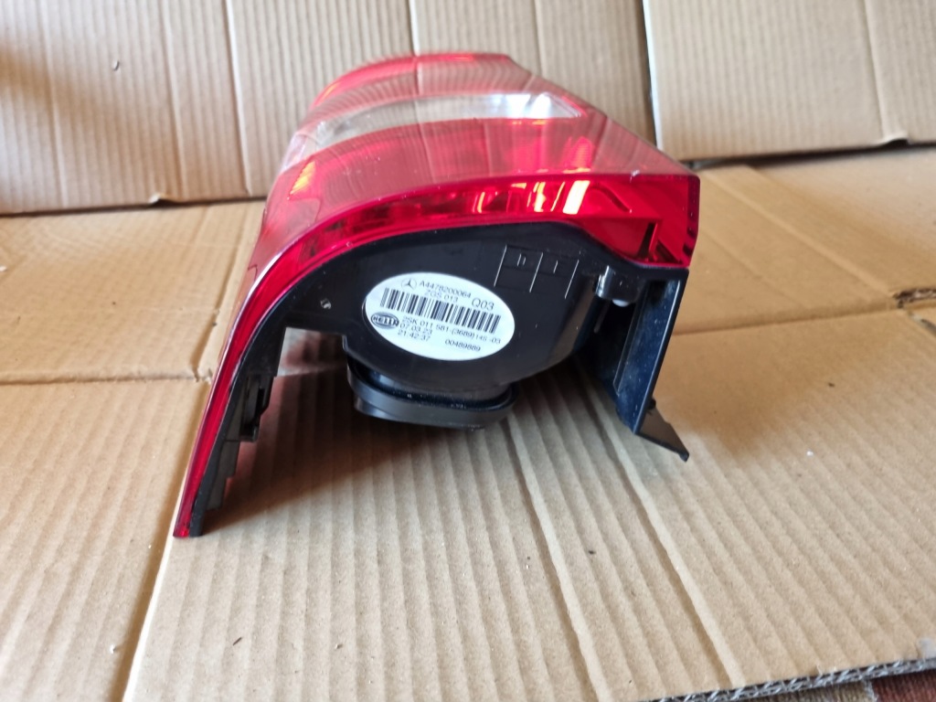 Mercedes vito w447 фара левый задний  задняя дверь a4478201164 оригинал Доставка