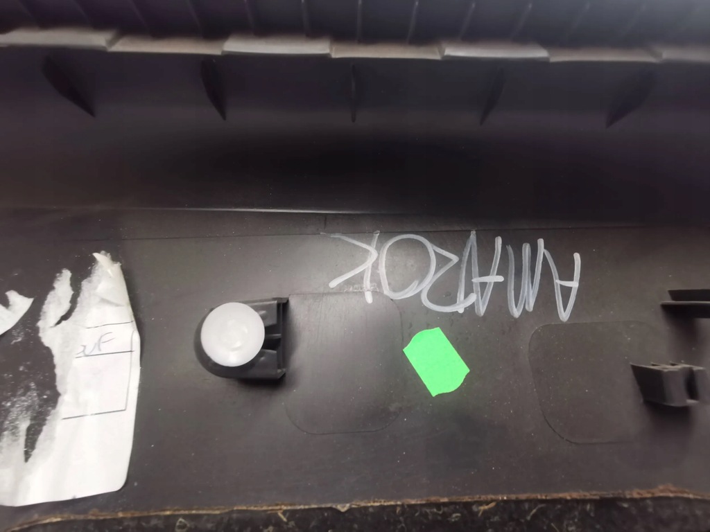 фото №9, Vw amarok обшивка дверь правый задняя задний 10 r