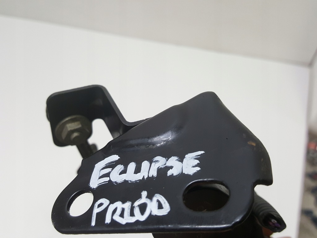 фото №5, Eclipse cross датчик выравнивание лампа перед 19r.