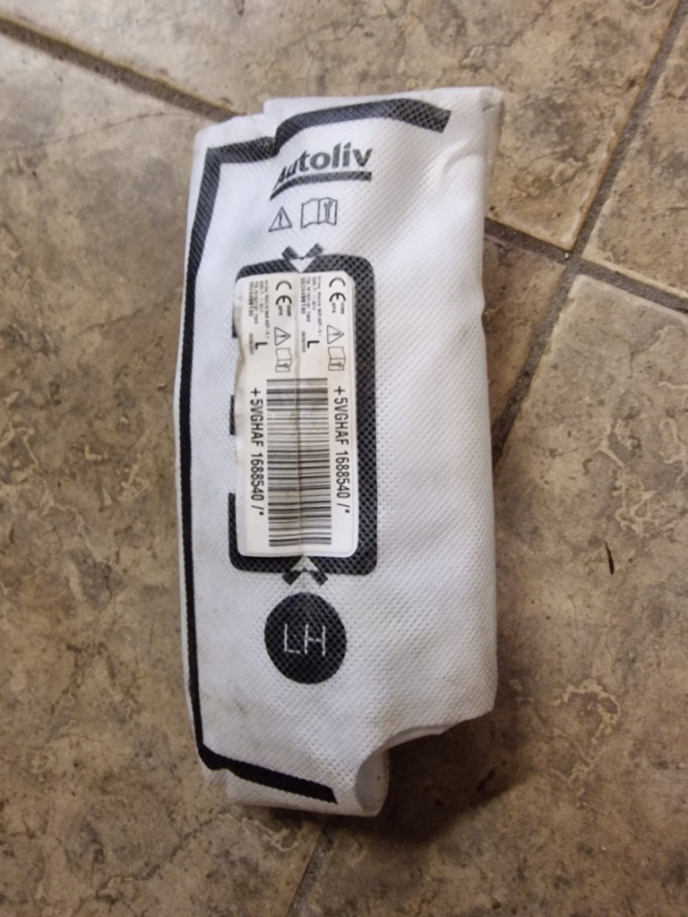 фото №1, Подушка подушка безопасности сиденье левая citroen c3 aircross lift 2022 rok 9824498180