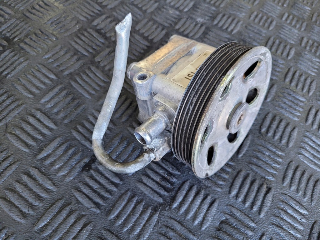 Насос підсилювача 204070 7613955151 maserati quattroporte v 4.2 Недорого