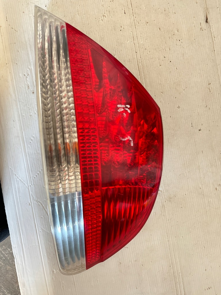 фото №1, Лампа правый левая задняя крыло bmw 7 e65 6937236