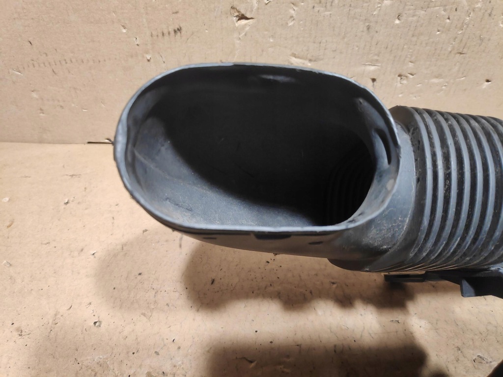 фото №5, Труба повітрозабірник повітря bmw x5 e70 7799364-01