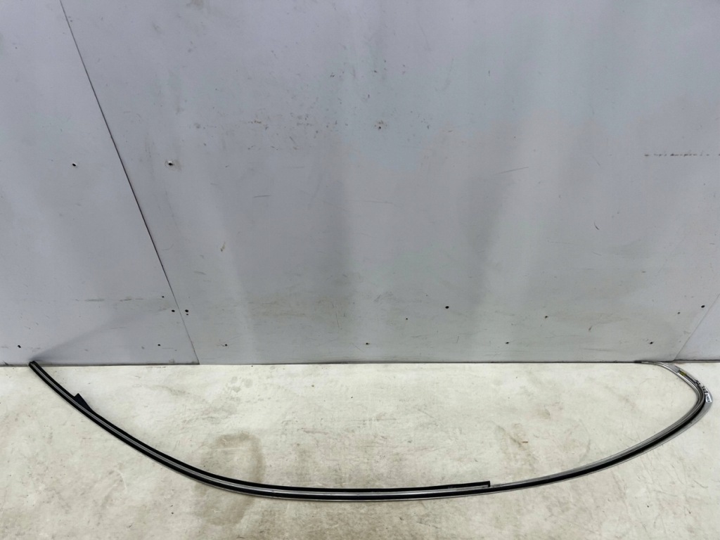 фото №13, Молдинг bmw e92 coupe 04-12r. ліва бічна накладка дах кузовна декоративна