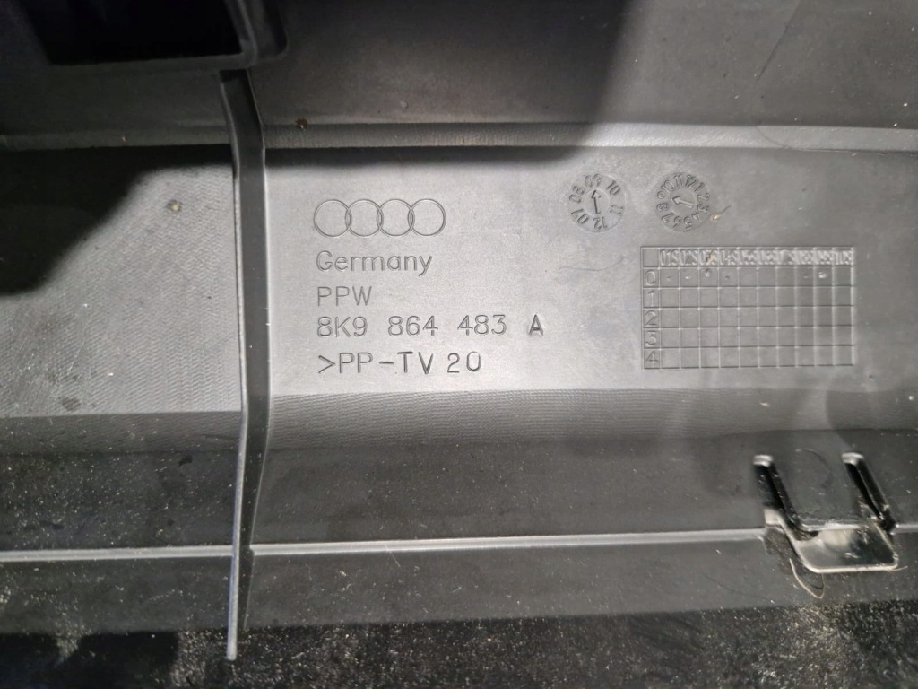 фото №4, Audi a4 b8 захист поріг багажника 8k9864483a
