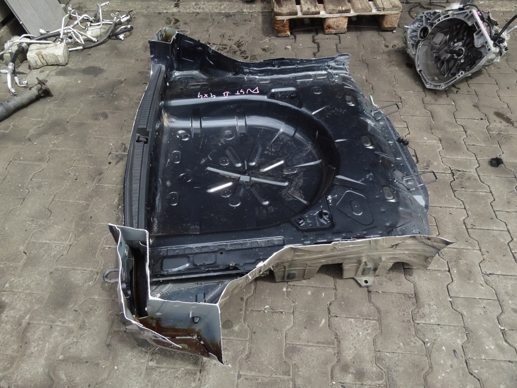 фото №4, Dacia duster ii 2018 4x4 pas задний стена задняя пол оригинал