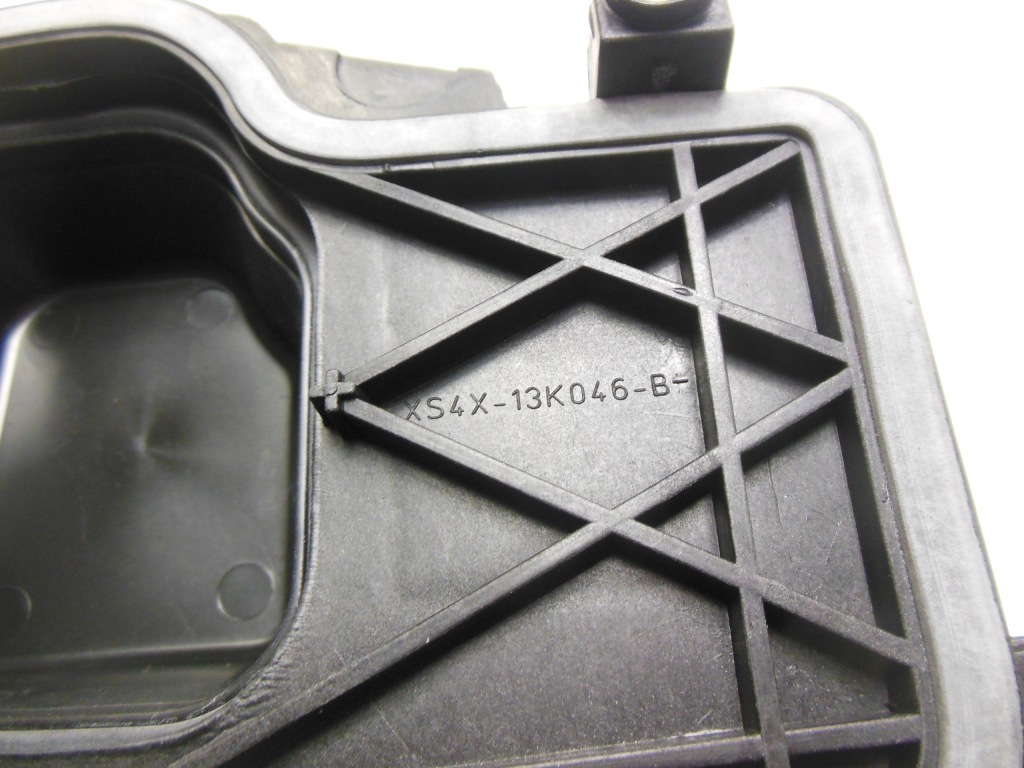 Крышка - крышка фара левого ford focus i оригинальный номер 1150543 с Разборки