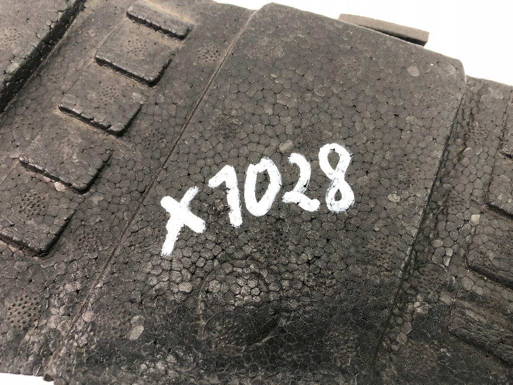 фото №7, Vw tiguan 5n шумоизоляция пенополистирол порог 5n0868698