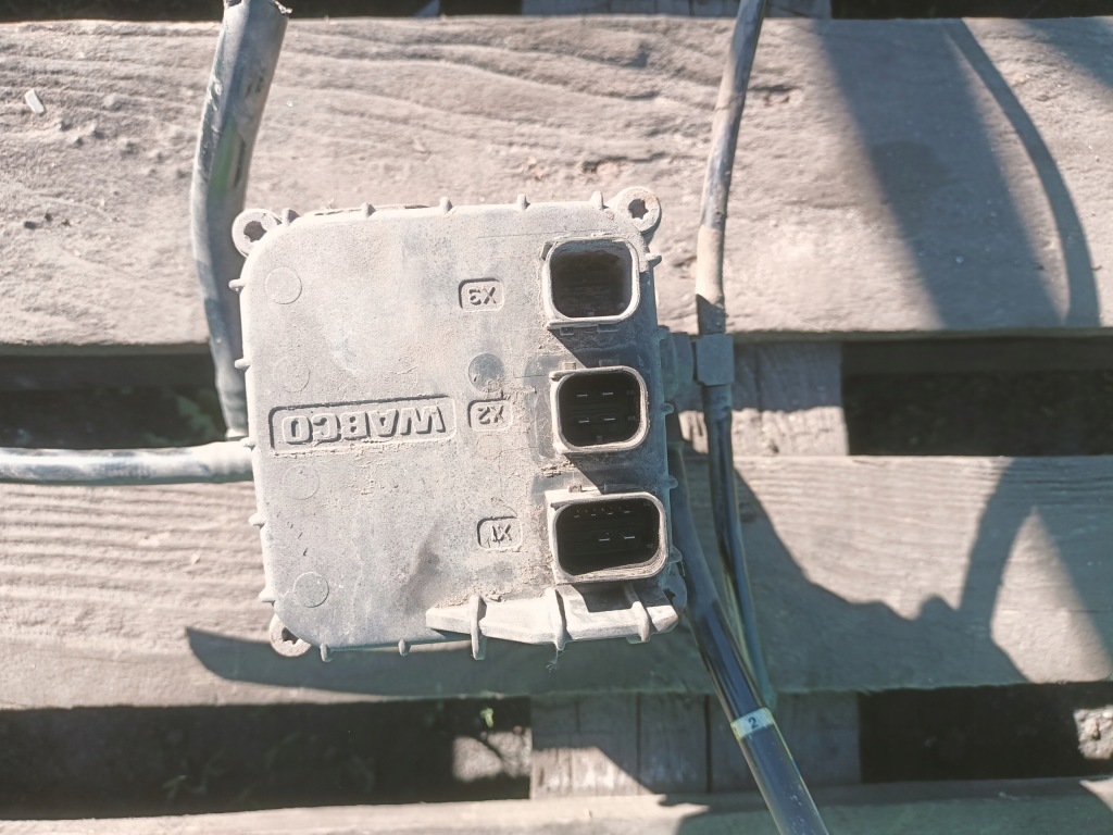 Купити Модулятор клапан ebs передня oś daf 106 cf xf 1867005