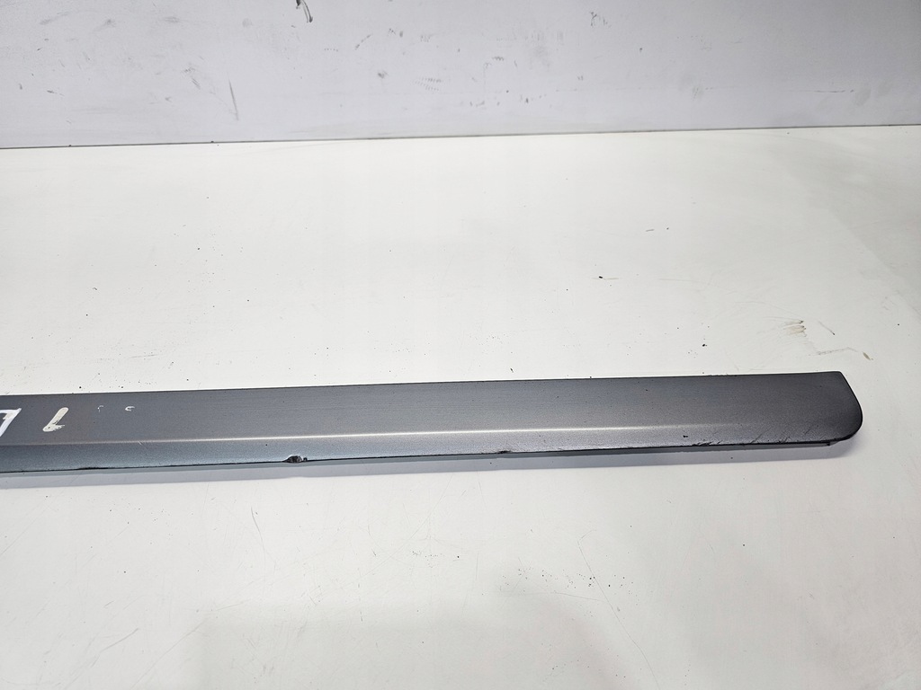 фото №6, Молдинг дверь нижняя левый перед audi a4 b7 ly7g