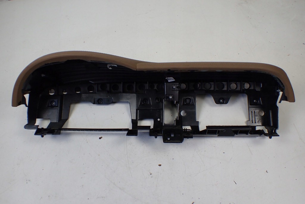 фото №7, Mercedes s c216 w221 верхній захист панелі спідометра