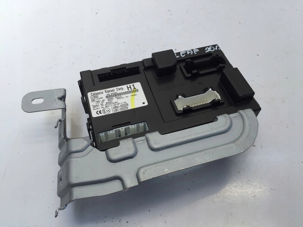 фото №1, Nissan leaf ii 2 2020 модуль блок управления бортовой компьютер ecu