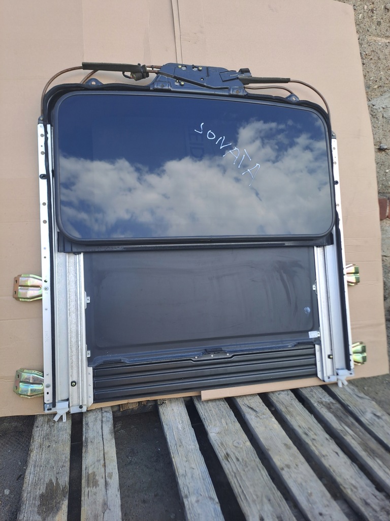 фото №1, Hyundai sonata 04r люк