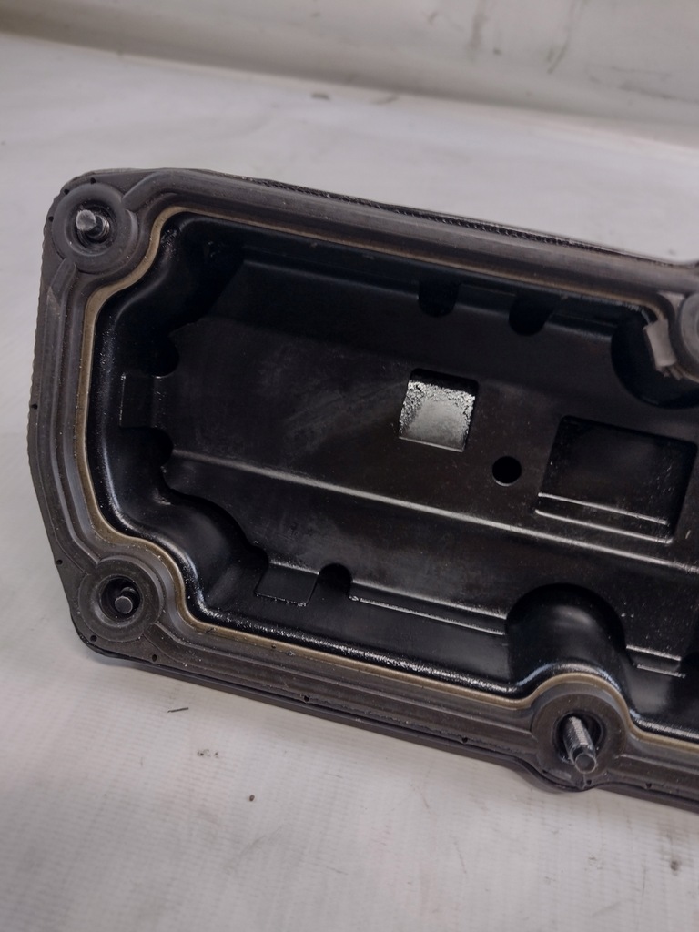 фото №8, Кришка клапанів chrysler voyager iv 3.3b v6 128 kw