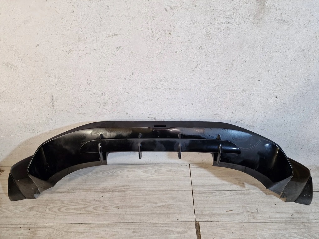 фото №1, Бампер задня спойлер aston martin dbx