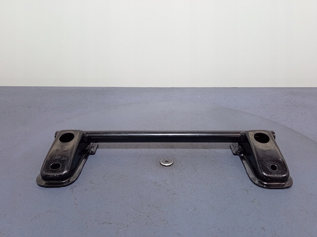 фото №1, Toyota avensis t27 кронштейн isofix