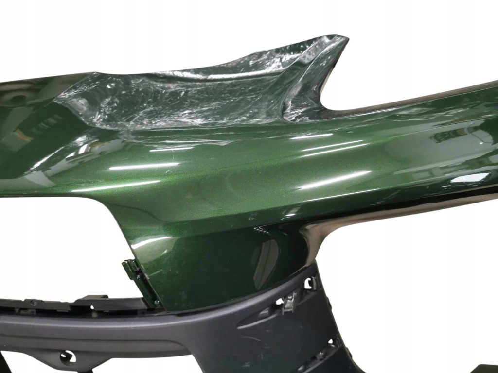 Бампер, решётка средняя, диффузор porsche panamera turbo 179. Оригинал