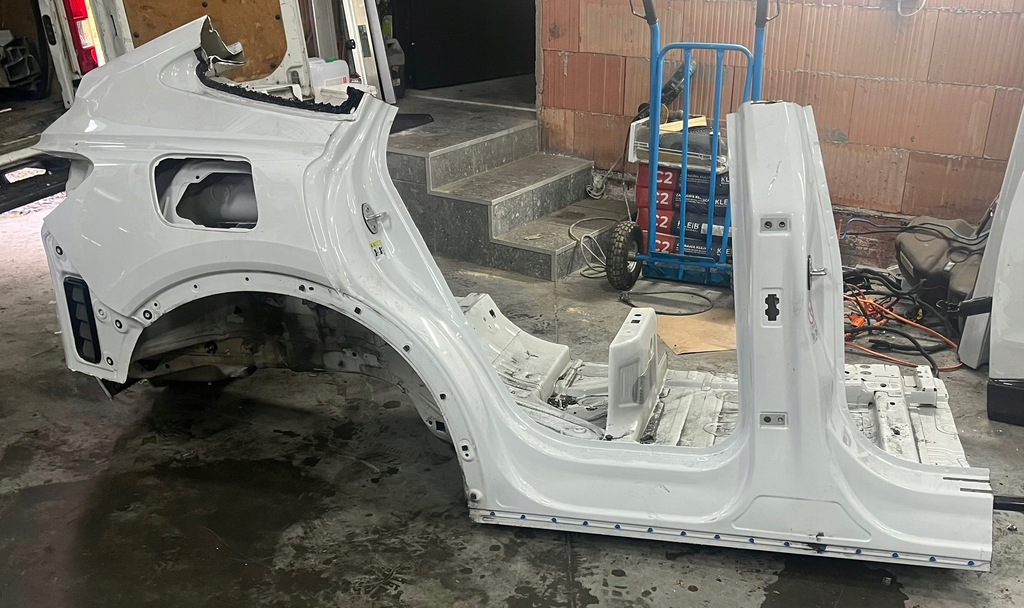 фото №1, Audi q4 e-tron sportback четверть задняя правая крыло