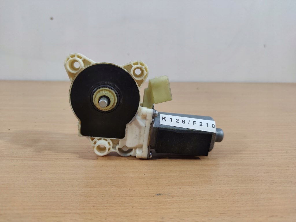 Купити Mercedes slk w171 моторчик скло лівий підйомник