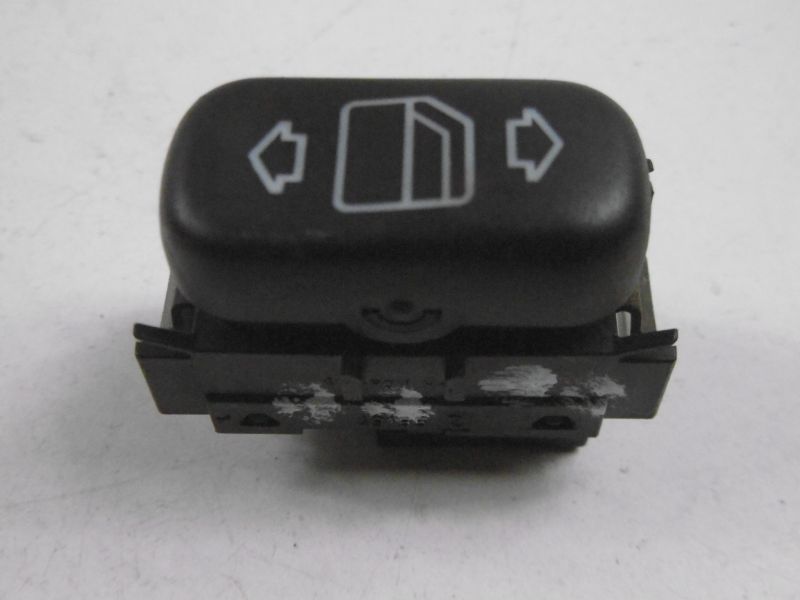 Mb mercedes e w210 переключатель стекло задний  правый 2108208210 Доставка